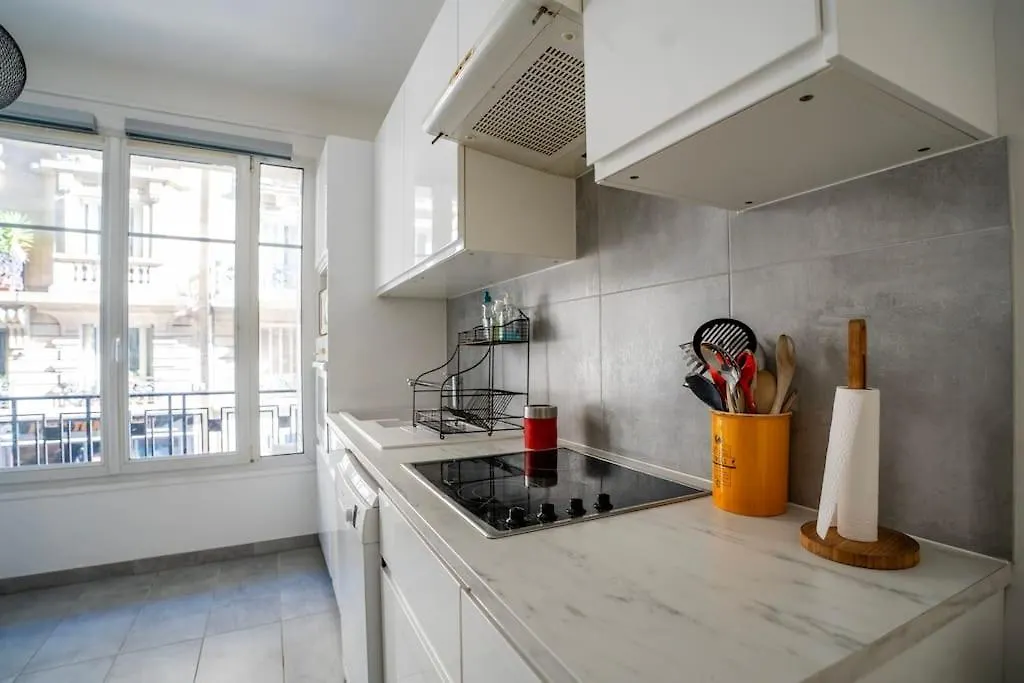Creative Artist'S Retreat In Paris Apartment
